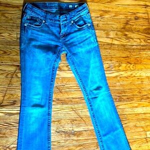 Women’s size 26 miss me jeans